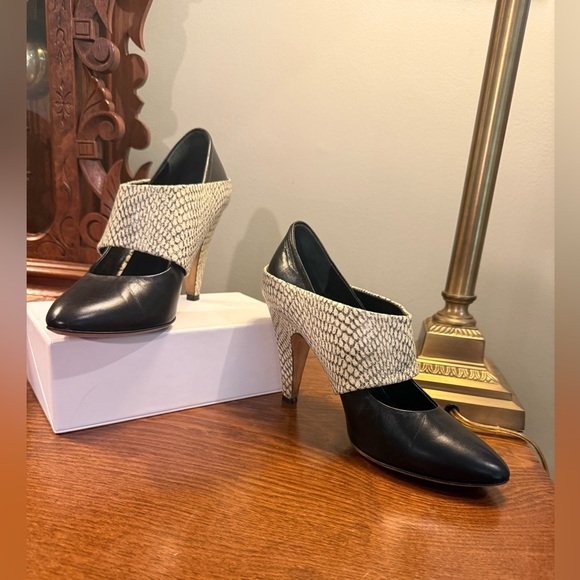 Loeffler Randall Black Leather Cream Snakeskin Colorblock 3.75”Heels Size 7 $428 - Picture 2 of 12
